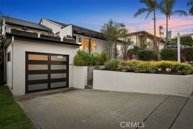 1344 Marine Avenue, Manhattan Beach, California 90266, 3 Bedrooms Bedrooms, ,1 BathroomBathrooms,Residential,Sold,Marine,SB21218449