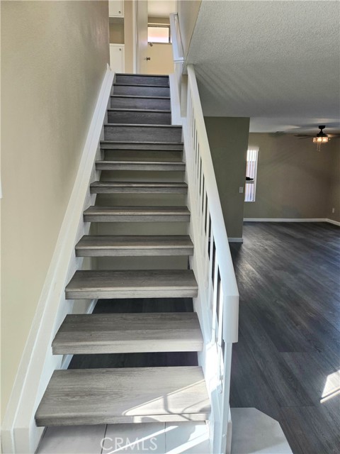 Detail Gallery Image 13 of 21 For 1711 Glenview Dr, Perris,  CA 92571 - 3 Beds | 3 Baths