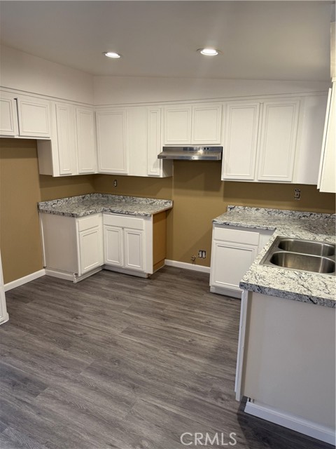 6030 Ocotillo, 29 Palms CA: https://media.crmls.org/medias/a6e4ece5-3987-403a-a5dc-3e15a878eb03.jpg