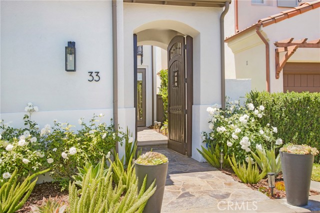 33 Renata, Newport Coast CA: https://media.crmls.org/medias/a6e50a46-3609-44c0-8079-c8cfad5e2d12.jpg