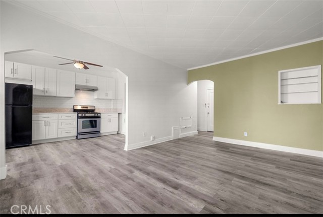 Detail Gallery Image 4 of 26 For 2121 James M Wood Bld #221,  Los Angeles,  CA 90006 - 0 Beds | 1 Baths