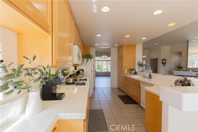 Detail Gallery Image 6 of 35 For 1625 Sarazen Ct, Nipomo,  CA 93444 - 3 Beds | 2 Baths