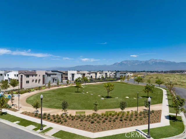 Detail Gallery Image 18 of 27 For 3679 W S. Eichler Paseo #12,  Ontario,  CA 91761 - 3 Beds | 2/1 Baths