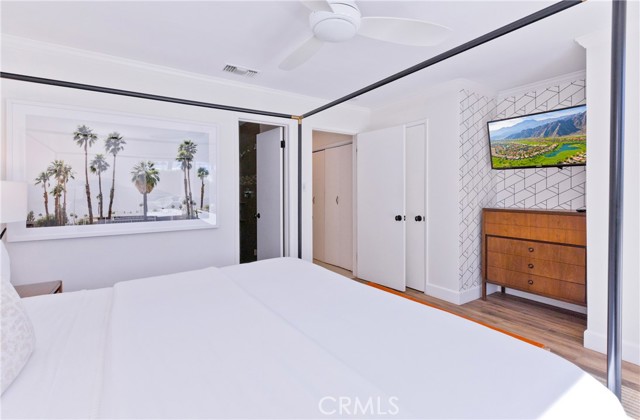 Detail Gallery Image 21 of 64 For 1057 E Marshall Way, Palm Springs,  CA 92262 - 4 Beds | 4 Baths