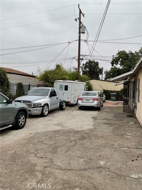 4465 Lovett Street, Commerce CA: https://media.crmls.org/medias/a6e66b4f-2525-4998-a34b-d1623a46d8d9.jpg