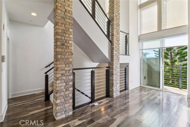 Detail Gallery Image 5 of 60 For 7887 Stylus, San Diego,  CA 92108 - 2 Beds | 2/1 Baths