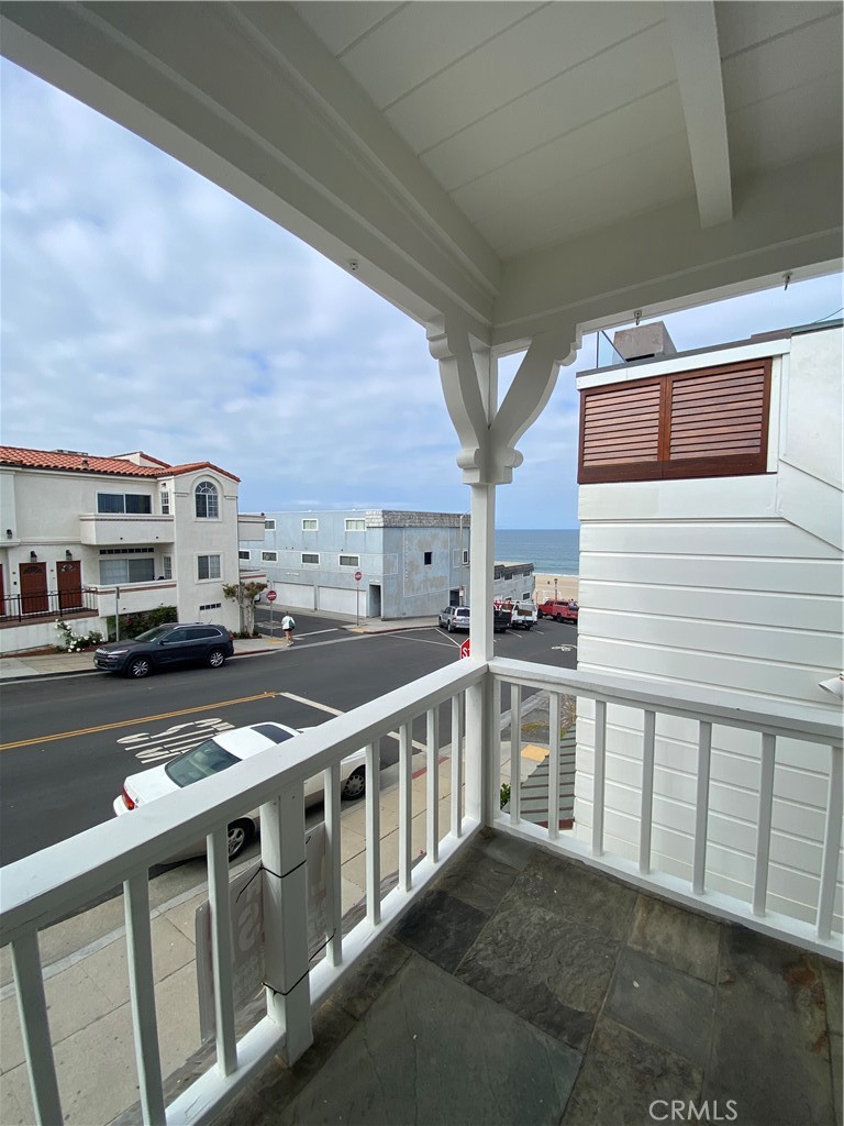 117 Marine Avenue