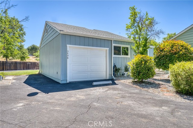 3498 Marina W Drive, Lakeport CA: https://media.crmls.org/medias/a6e7efa6-ccb4-4a08-aa7e-c8116ce38a68.jpg