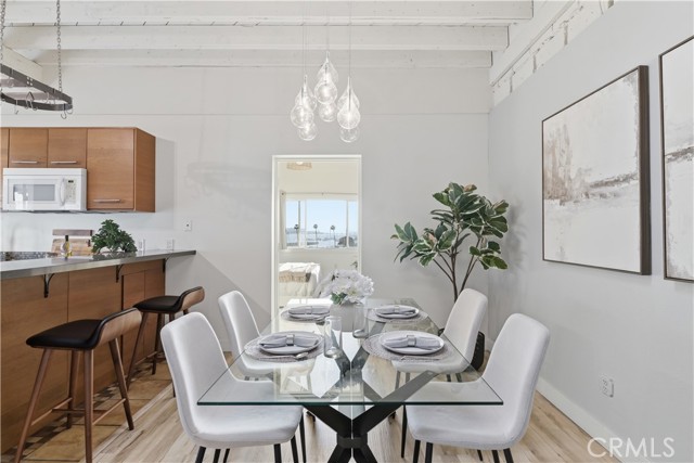 Detail Gallery Image 14 of 31 For 941 W Hawthorn #9,  San Diego,  CA 92101 - 2 Beds | 2 Baths