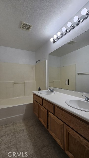 Detail Gallery Image 14 of 18 For 271 Settlers Rd, Upland,  CA 91786 - 3 Beds | 2/1 Baths