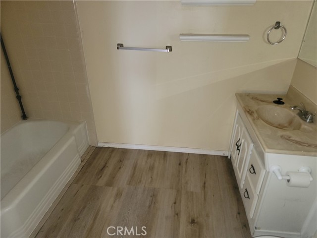 Detail Gallery Image 9 of 12 For 281 N Grand St, Orange,  CA 92866 - 3 Beds | 2 Baths