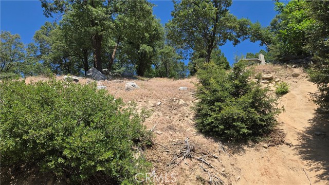 Detail Gallery Image 2 of 7 For 0 Edelweiss Dr, Crestline,  CA 92325 - – Beds | – Baths