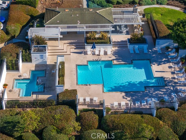 Detail Gallery Image 43 of 59 For 230 Lille Lane #113,  Newport Beach,  CA 92663 - 3 Beds | 3 Baths