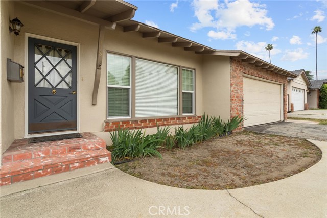 119 Sandalwood Pl, Glendora, CA 91741