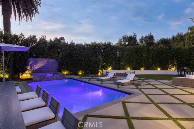 A6eb0768 17c4 431b 83d9 67d9457ffef5