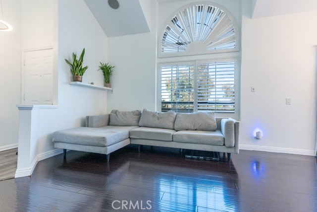 Detail Gallery Image 12 of 38 For 18213 Flynn Dr #132,  Canyon Country,  CA 91387 - 2 Beds | 2 Baths
