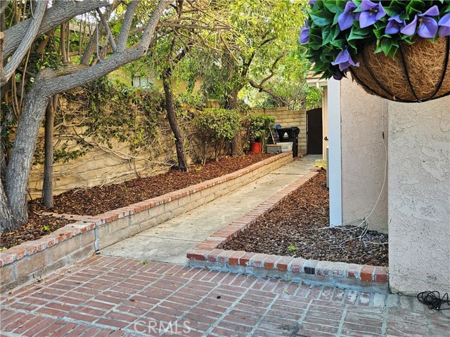 23676 Justice Street, West Hills CA: https://media.crmls.org/medias/a6ebf156-6a6c-4ee8-a5b7-3d77fffed8e1.jpg