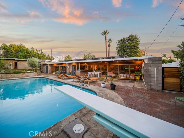 Detail Gallery Image 1 of 1 For 17029 Vintage St, Northridge,  CA 91325 - 3 Beds | 3 Baths