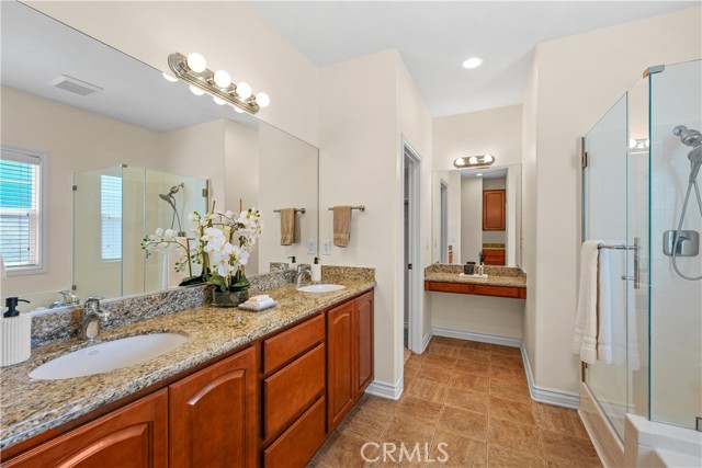 Image 19 of 33 For 8643 Belmont