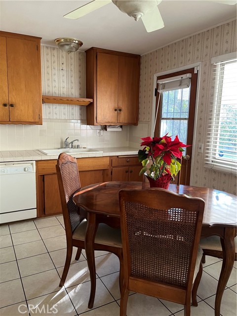 Detail Gallery Image 6 of 35 For 10902 Poindexter, Garden Grove,  CA 92840 - 3 Beds | 1 Baths