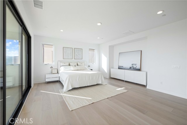 Detail Gallery Image 28 of 46 For 20644 W Deer Grass Ct, Porter Ranch,  CA 91326 - 5 Beds | 5/1 Baths