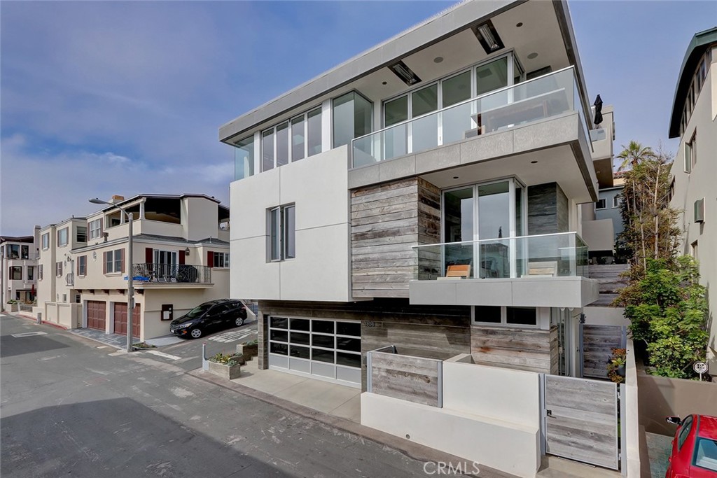 3208 Ocean Drive