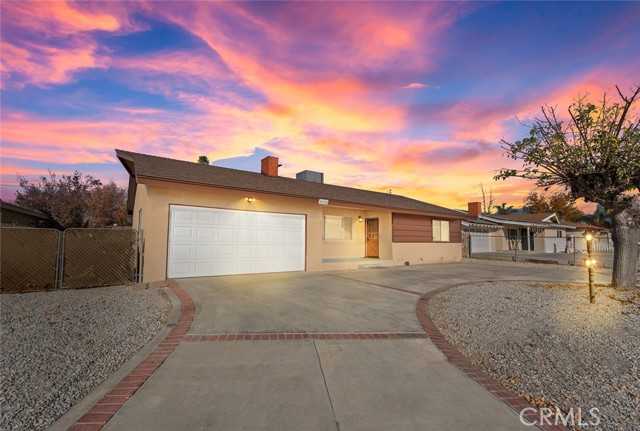 Detail Gallery Image 1 of 28 For 40596 Mulberry Dr, Hemet,  CA 92544 - 3 Beds | 2 Baths