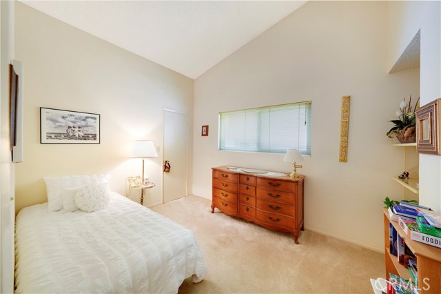 Detail Gallery Image 26 of 32 For 13011 Barto Dr, Granada Hills,  CA 91344 - 5 Beds | 3 Baths