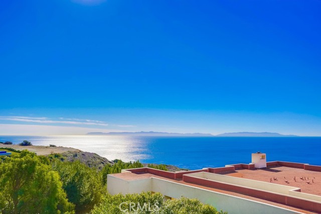 3200 La Rotonda Drive, Rancho Palos Verdes, California 90275, 2 Bedrooms Bedrooms, ,1 BathroomBathrooms,Residential,For Sale,La Rotonda,SB25227322