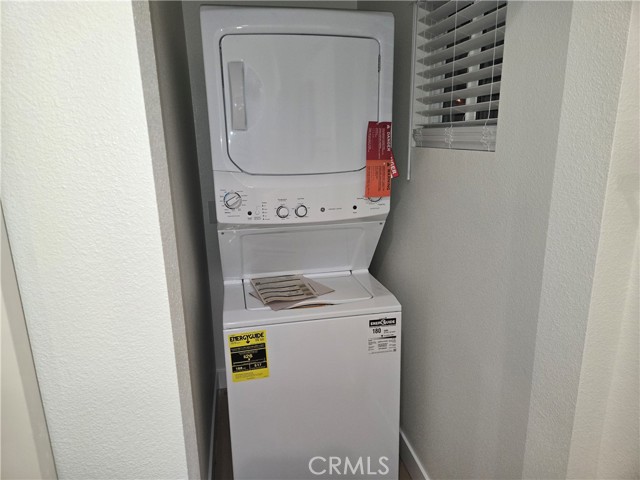 Detail Gallery Image 7 of 10 For 16742 E Main St, Orange,  CA 92865 - 3 Beds | 2 Baths