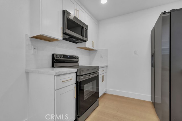 Detail Gallery Image 7 of 15 For 409 N Avenue 54, Los Angeles,  CA 90042 - 2 Beds | 1 Baths
