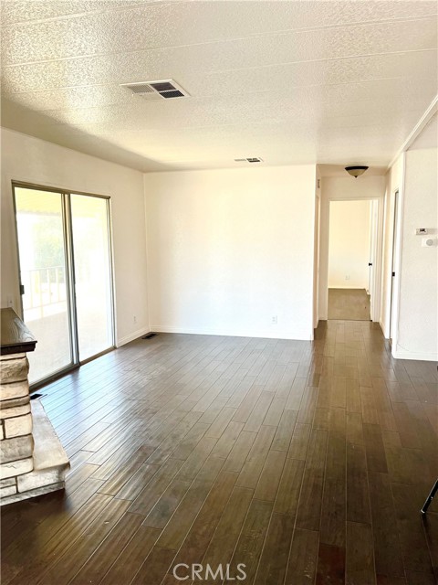 Detail Gallery Image 14 of 19 For 4000 Pierce St #169,  Riverside,  CA 92505 - 2 Beds | 2 Baths