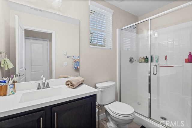 Detail Gallery Image 13 of 26 For 39562 Strada Pozzo, Lake Elsinore,  CA 92532 - 4 Beds | 3 Baths