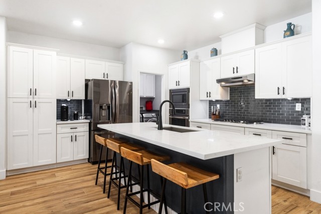 5970 Fairlane Avenue, Eastvale CA: https://media.crmls.org/medias/a6efe84b-571f-460c-8896-8b689ef35f84.jpg