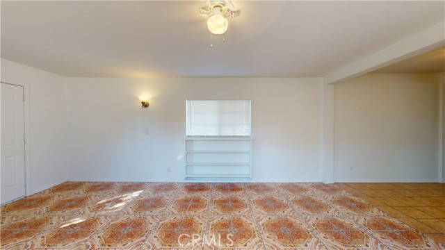 Detail Gallery Image 11 of 64 For 3930 Carmelina St, San Bernardino,  CA 92407 - 3 Beds | 1/1 Baths