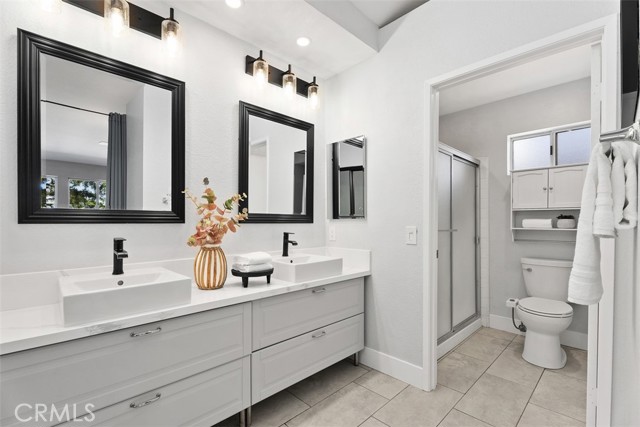 21321 Spruce, Mission Viejo CA: https://media.crmls.org/medias/a6f12512-6b49-4d17-8e9a-cfaf859bc3e3.jpg