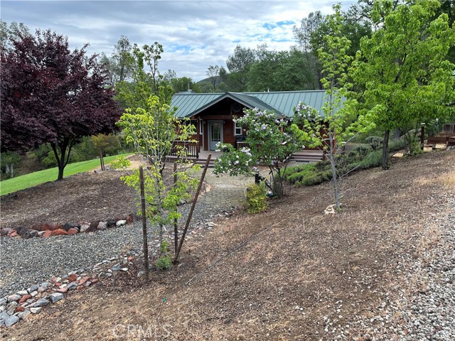 Detail Gallery Image 3 of 36 For 2002 Ogulin Canyon, Clearlake,  CA 95422 - 2 Beds | 2 Baths