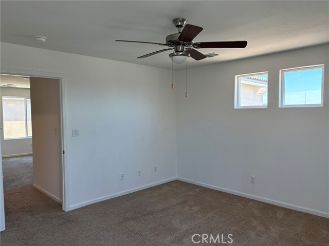 Detail Gallery Image 8 of 24 For 70 Drake St, Madera,  CA 93638 - 4 Beds | 2/1 Baths