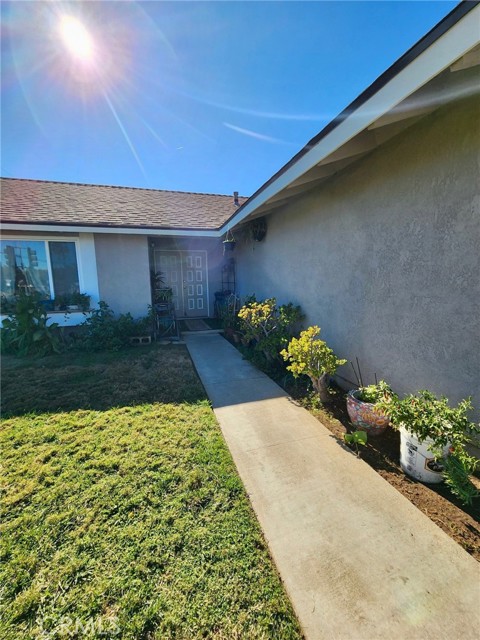 Detail Gallery Image 6 of 10 For 24499 Brodiaea Ave, Moreno Valley,  CA 92553 - 3 Beds | 2 Baths