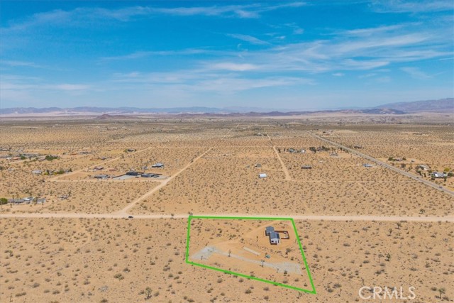 3170 Wesley Road, Joshua Tree CA: https://media.crmls.org/medias/a6f1d12d-2794-47cc-97d4-27343bb00c62.jpg