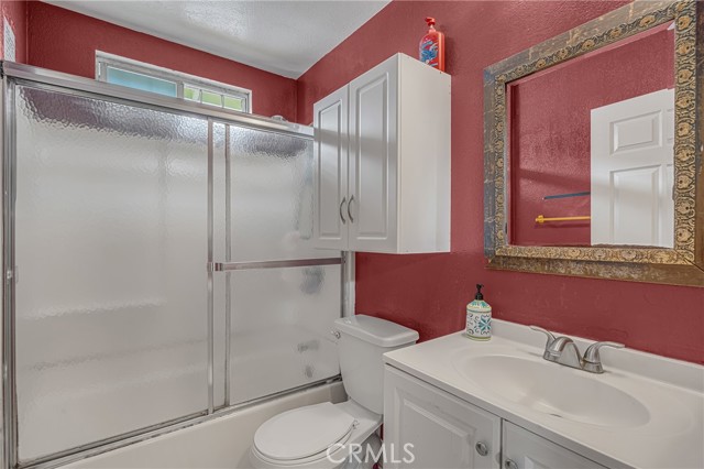 11513 S San Pedro, Los Angeles CA: https://media.crmls.org/medias/a6f234bb-6527-477c-83b2-5601c2d520a5.jpg