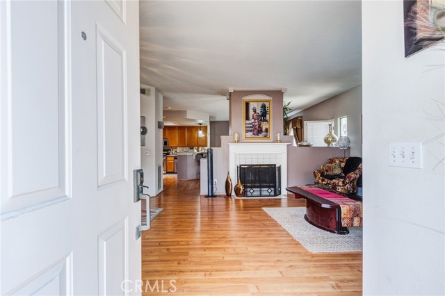 924 N Turner Avenue, Ontario CA: https://media.crmls.org/medias/a6f33e69-adf0-4970-a14d-9471e0f46bbf.jpg