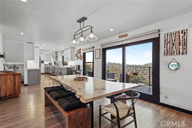 1249 Vista Superba Street photo 4