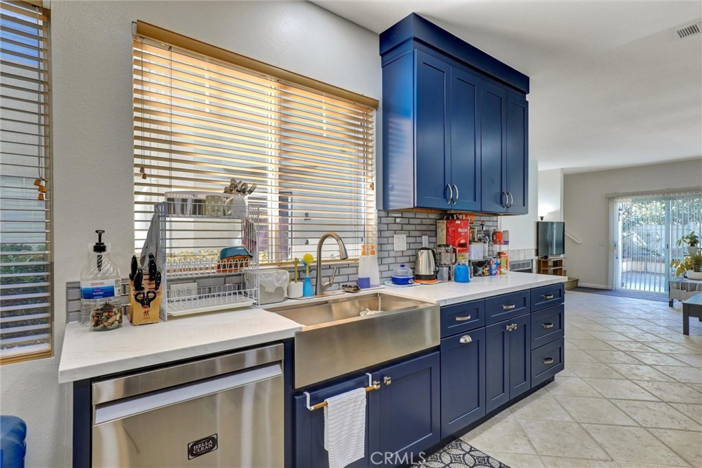 MLS #OC25258718 image #5