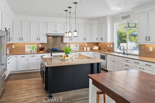 26745 Sandburn Place, Stevenson Ranch CA: https://media.crmls.org/medias/a6f408ca-f0af-49e4-a314-8380ac714b2b.jpg