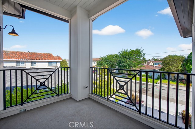 2216 Bataan Road, Redondo Beach CA: https://media.crmls.org/medias/a6f426cc-e4e1-49c8-b915-398a45a5cd20.jpg