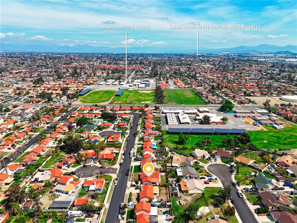 https://media.crmls.org/medias/a6f48e2e-d464-4367-ac06-d31c7ce6dbb3.jpg?preset=X-Large