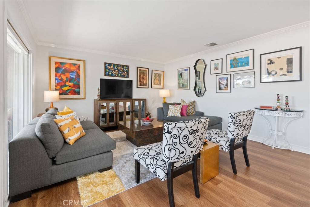 A6f4d888 B61c 4f9f A703 8c1154d15d81