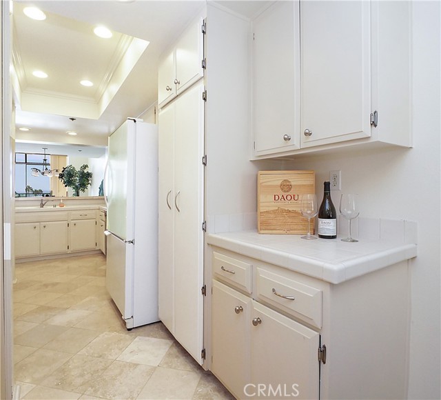 Kitchen and Breakfast Nook