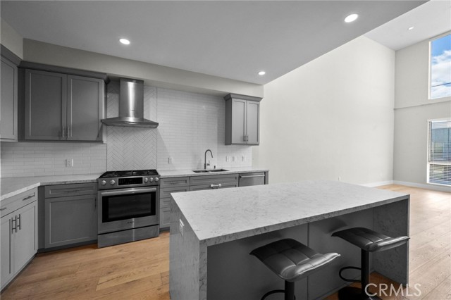 Detail Gallery Image 6 of 36 For 1920 S Pacific Coast #314,  Redondo Beach,  CA 90277 - 2 Beds | 2 Baths